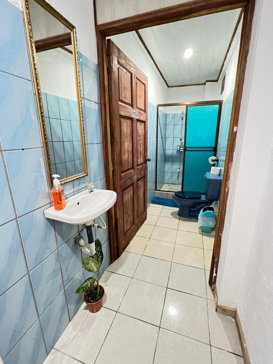 Mochis Appartement Quepos Kamer foto